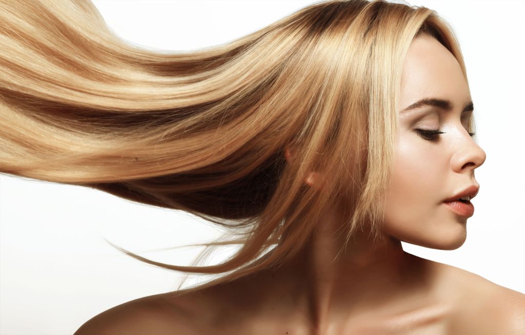 Płukanka octowa na włosach – jakie daje efekty?